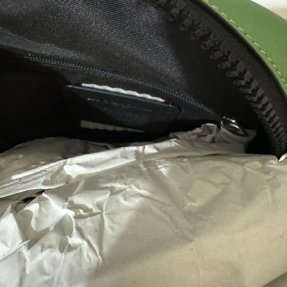 🥰 Track Pack In Colorblock Signature Canvas - Picture 10 of 14